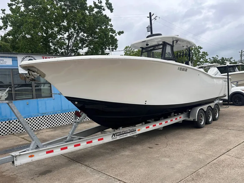 Slide: The Image of Tidewater 320 CC Adventure 2023 - 29