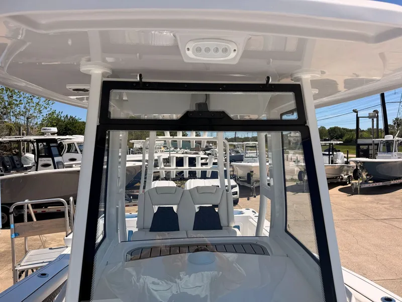 Slide: The Image of Tidewater 282 CC Adventure 2026 - 6