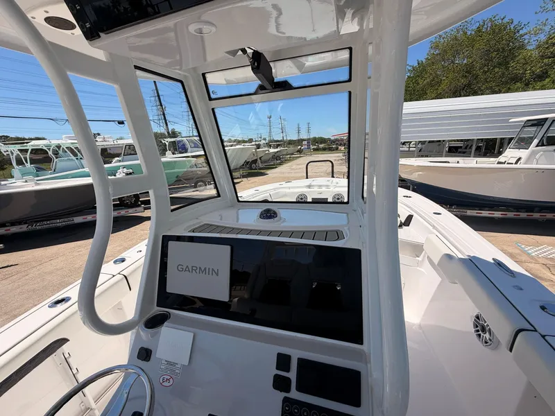 Slide: The Image of Tidewater 282 CC Adventure 2026 - 20