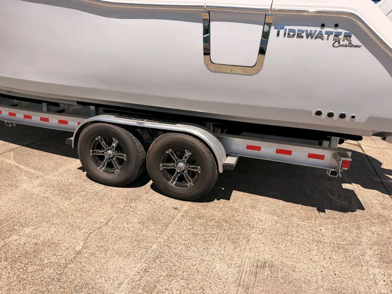 Slide: The Image of Tidewater 282 CC Adventure 2026 - 28