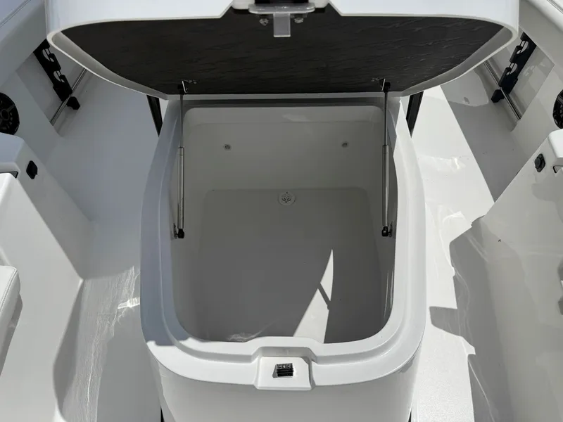 Slide: The Image of Tidewater 3100 Carolina Bay 2026 - 10