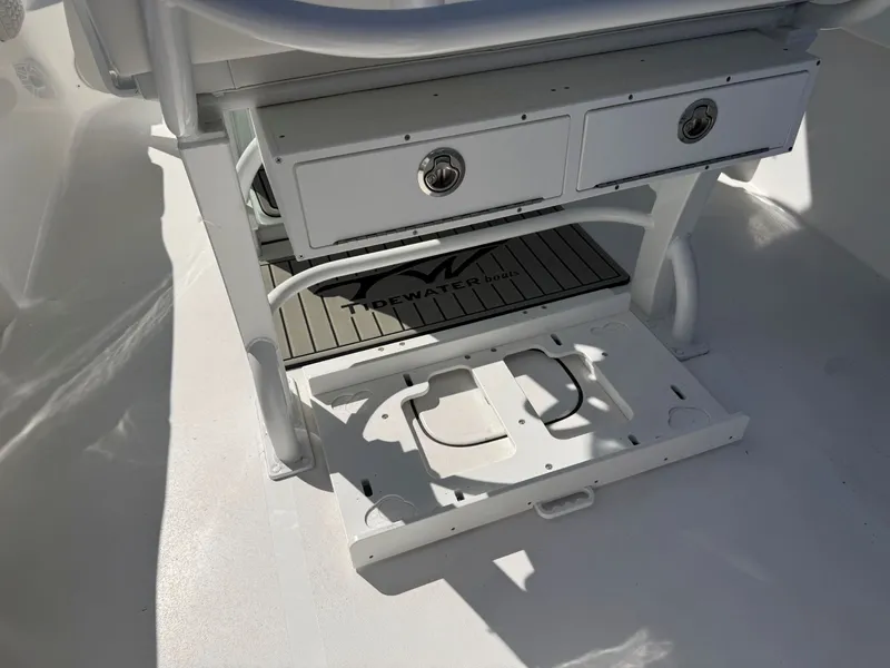 Slide: The Image of Tidewater 232 LXF 2026 - 25