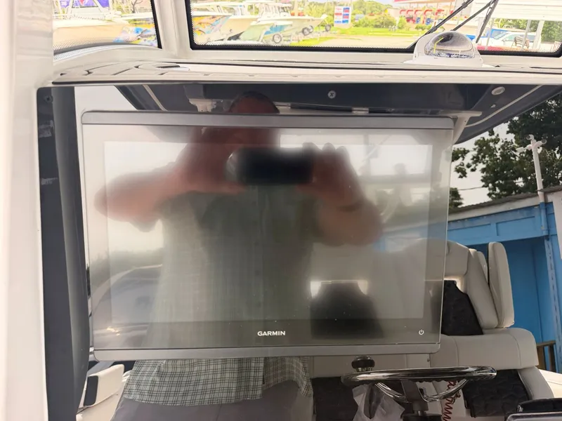 Slide: The Image of Tidewater 330 CC Adventure 2027 - 64