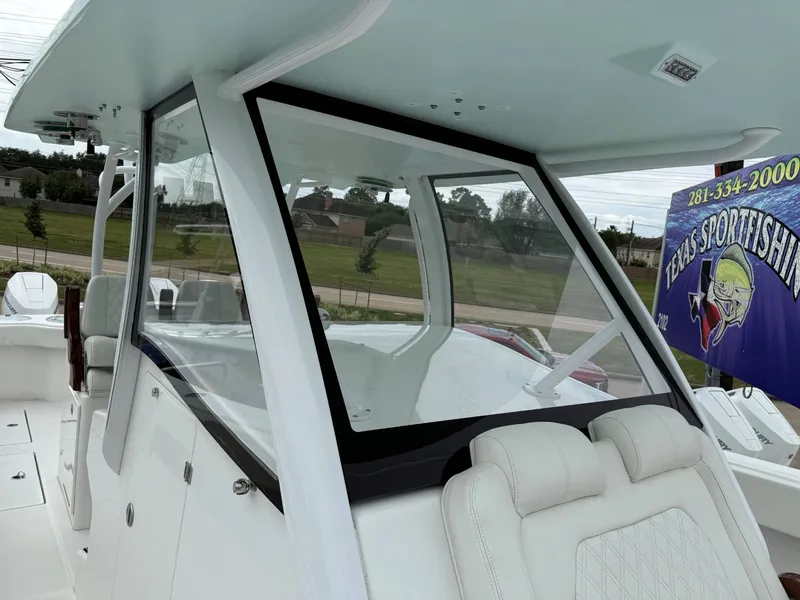 Slide: The Image of Front Runner 37 Catamaran 2024 - 22