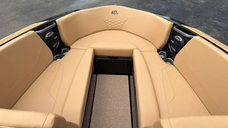 Slide: The Image of Mastercraft NXT23 2027 - 46
