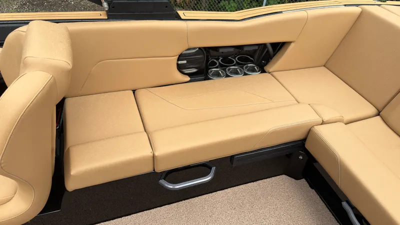 Slide: The Image of Mastercraft NXT23 2027 - 16