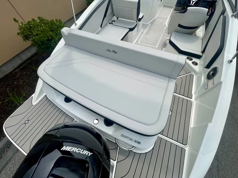 Slide: The Image of Sea Ray SPX 210 Outboard 2027 - 3