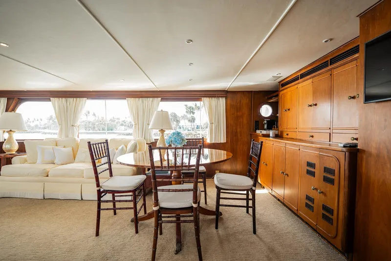 Slide: The Image of Trumpy 72 Motor Yacht 1972 - 17