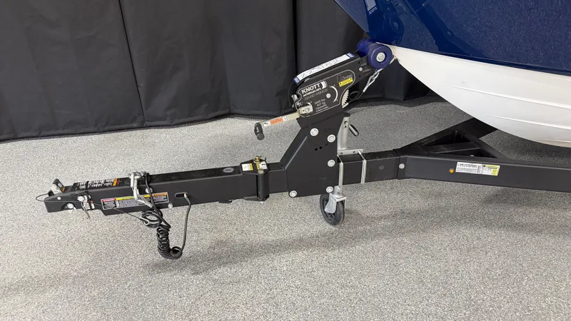 Slide: The Image of Sea Ray SPX 210 2027 - 80