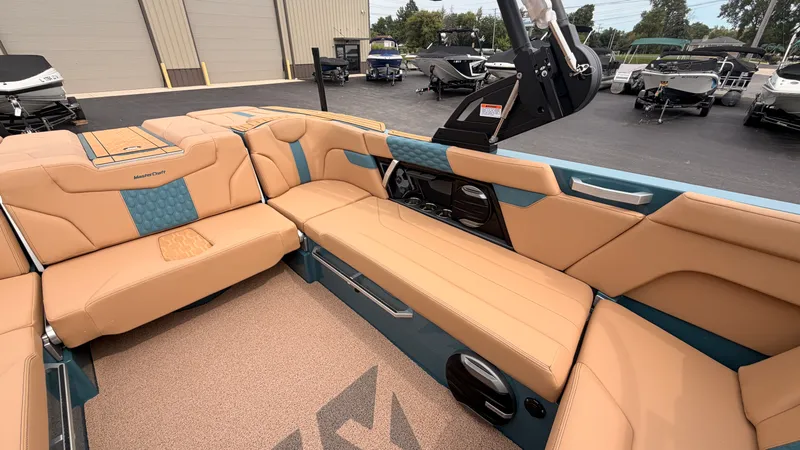 Slide: The Image of Mastercraft XT22 2027 - 37
