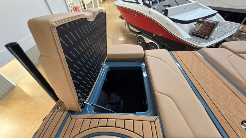 Slide: The Image of Mastercraft XT22 2027 - 7
