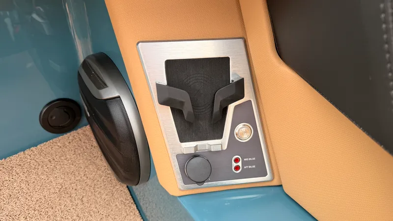 Slide: The Image of Mastercraft XT22 2027 - 57