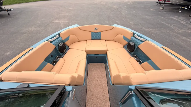 Slide: The Image of Mastercraft XT22 2027 - 65