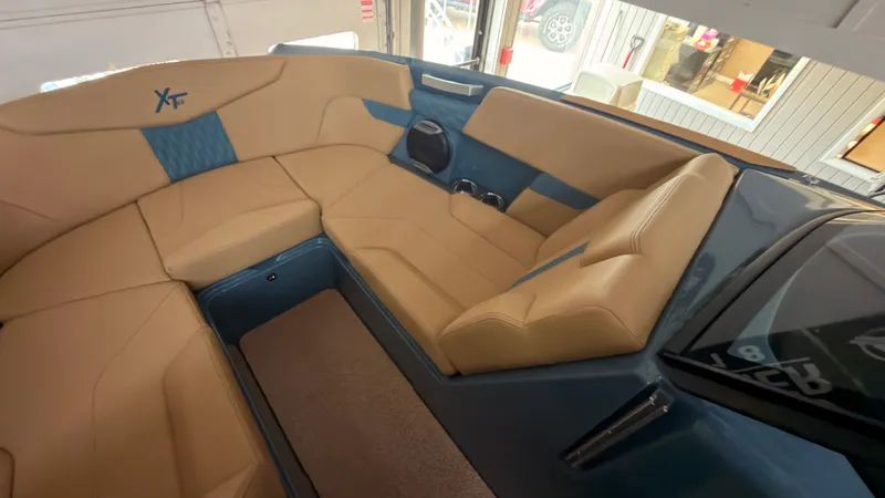 Slide: The Image of Mastercraft XT22 2027 - 22