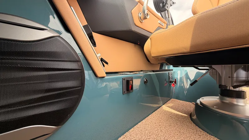 Slide: The Image of Mastercraft XT22 2027 - 58
