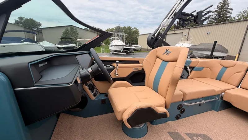 Slide: The Image of Mastercraft XT22 2027 - 50