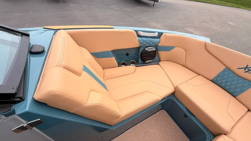 Slide: The Image of Mastercraft XT22 2027 - 66