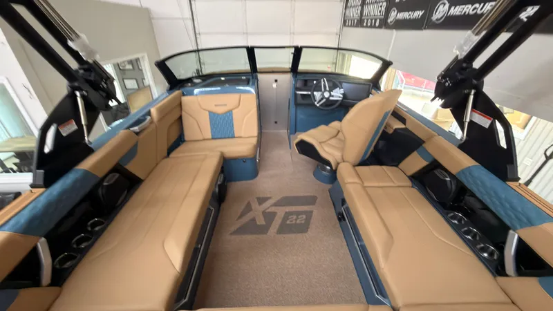 Slide: The Image of Mastercraft XT22 2027 - 12