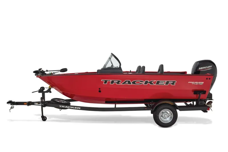 Slide: The Image of Tracker Pro Guide V-175 Combo 2026 - 8