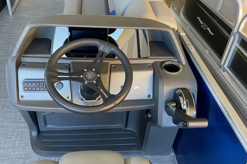 Slide: The Image of Steering console of 2026 Sun Tracker Party Barge 20 DLX pontoon boat. - 4