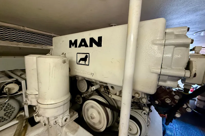Slide: The Image of Engine room of 1994 Viking 47 Convertible with MAN diesel engine. - 75