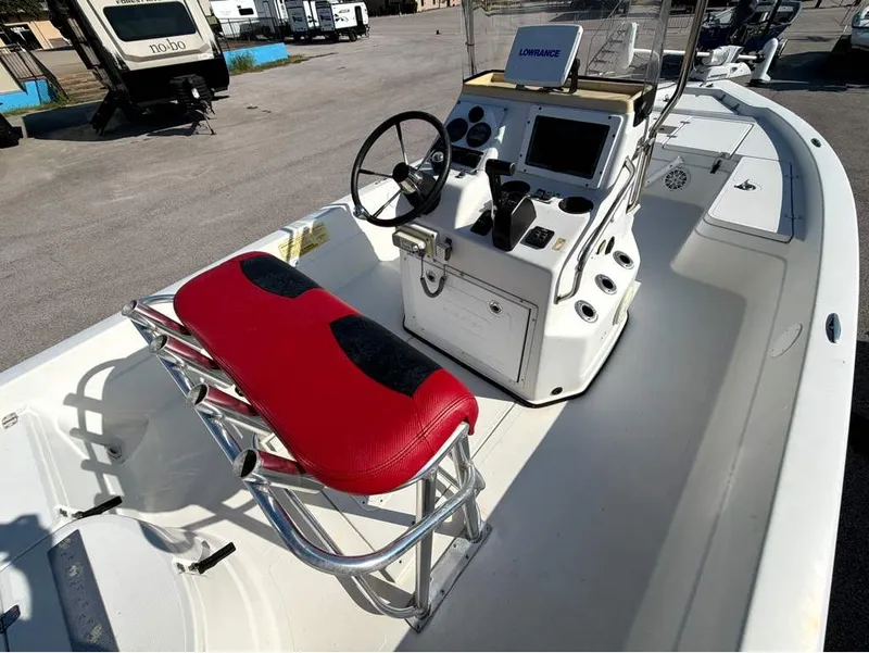 Slide: The Image of Skeeter ZX22 Bay T 2005 - 10