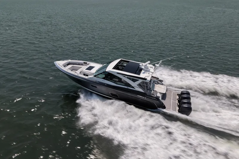 Slide: The Image of 2019 Formula 430 Super Sport Crossover speeding on open water. - 2