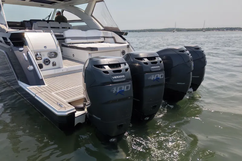 Slide: The Image of 2019 Formula 430 Super Sport Crossover with powerful Mercury Verado outboard engines on water. - 16