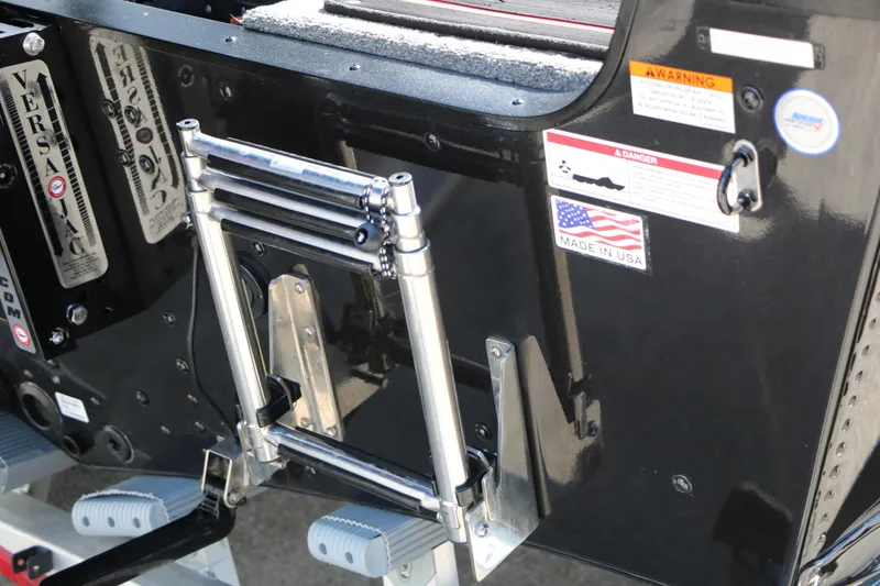 Slide: The Image of 2023 Alumacraft Competitor FSX 185 boat ladder and warning labels. - 20