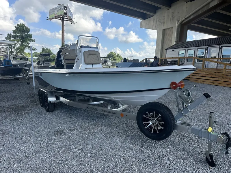 Slide: The Image of Blazer 2200 PURE BAY 2027 - 2