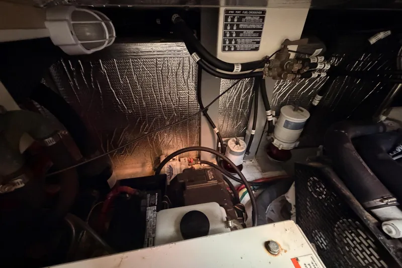 Slide: The Image of Engine room of 2005 Cruisers Yachts 405 Express Motoryacht with wiring and components. - 93