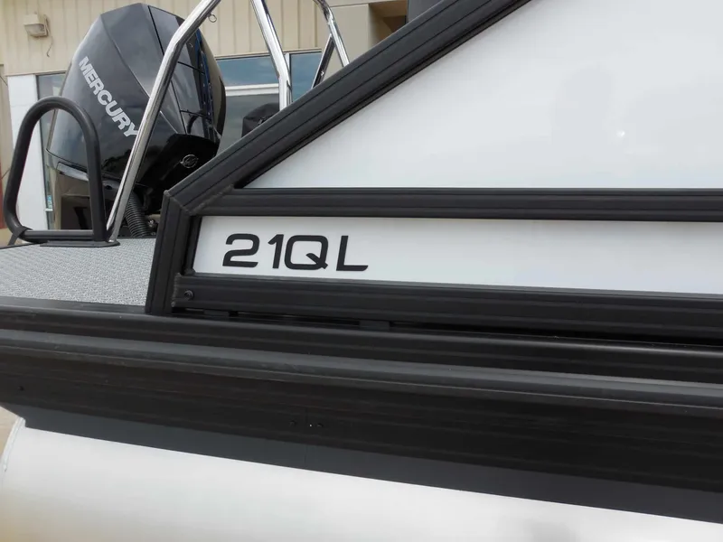 Slide: The Image of Evotti 521QL 2026 - 11