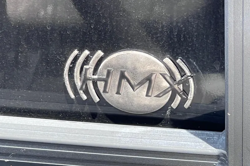 Slide: The Image of 2021 Starcraft SLS 3 HMX logo on a reflective surface. - 46