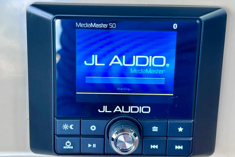 Slide: The Image of JL Audio MediaMaster 50 display on Starcraft SLS 3, 2021 model. - 37