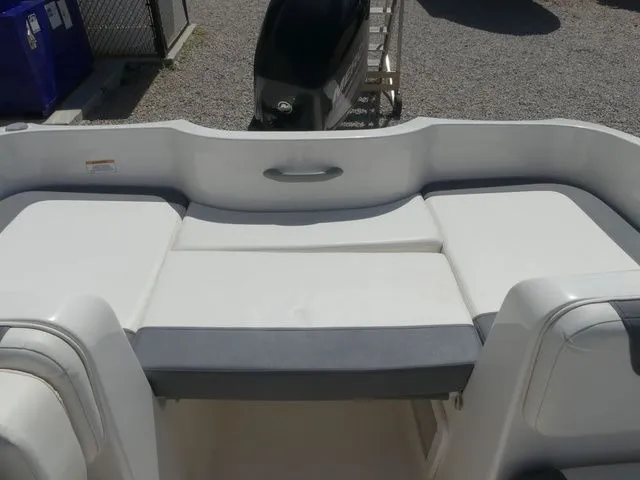 Slide: The Image of Bayliner Element E16 2019 - 13
