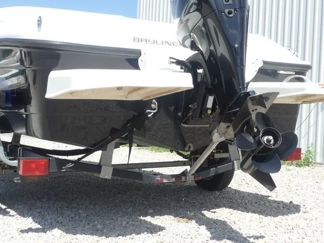 Slide: The Image of Bayliner Element E16 2019 - 20