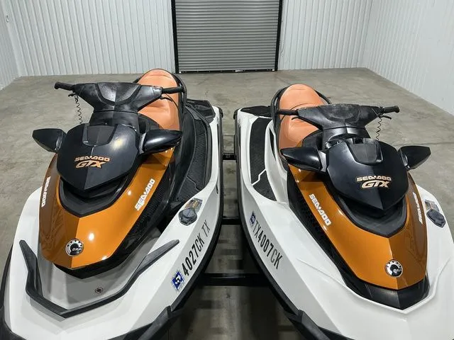Slide: The Image of Sea-Doo GTX 2014 - 12