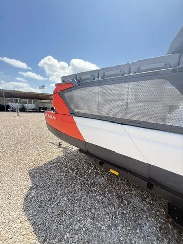 Slide: The Image of Sea-Doo Switch Cruise 21 2024 - 10
