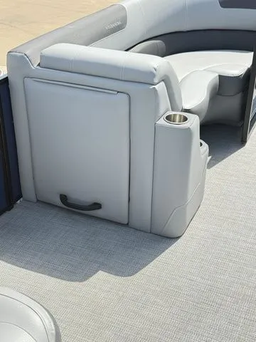 Slide: The Image of Veranda VR20RC 2024 - 28
