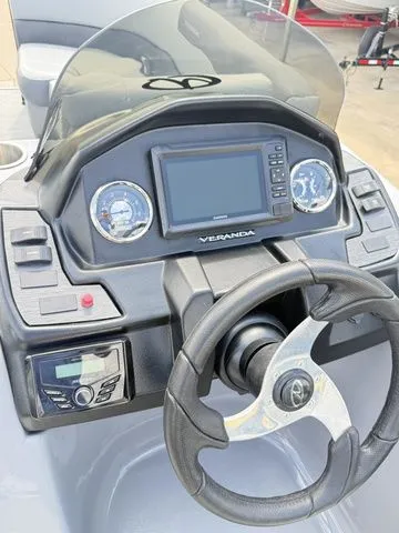 Slide: The Image of Veranda VR20RC 2024 - 32