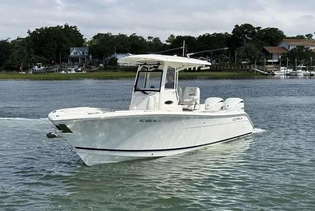 Slide: The Image of Cobia 265 Open Center Console 2025 - 4