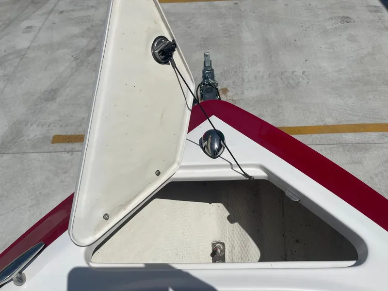 Slide: The Image of Regal 2300 Bowrider 2018 - 29