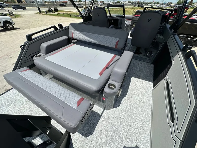 Slide: The Image of Revel RL23 2027 - 10
