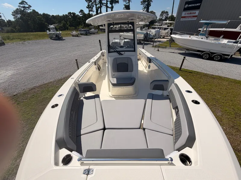 Slide: The Image of Cobia 285CC 2026 - 19