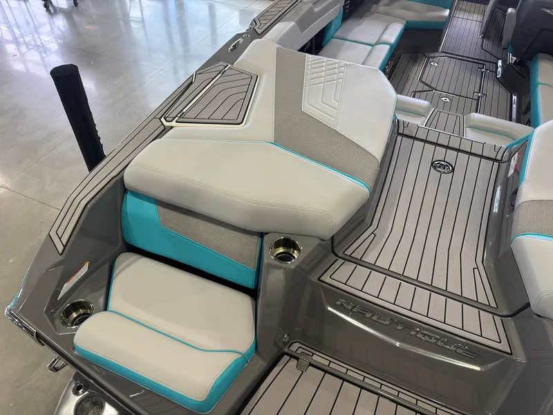 Slide: The Image of Nautique Super Air Nautique G23 2023 - 12
