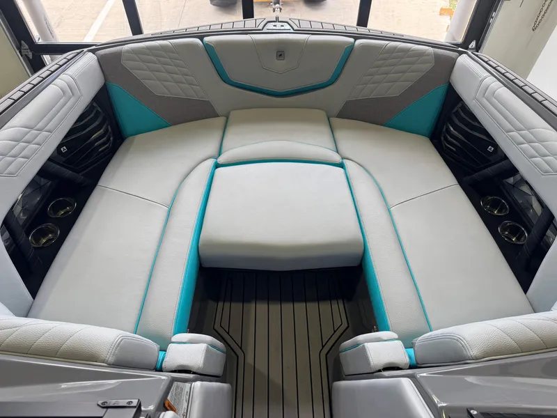 Slide: The Image of Nautique Super Air Nautique G23 2023 - 17