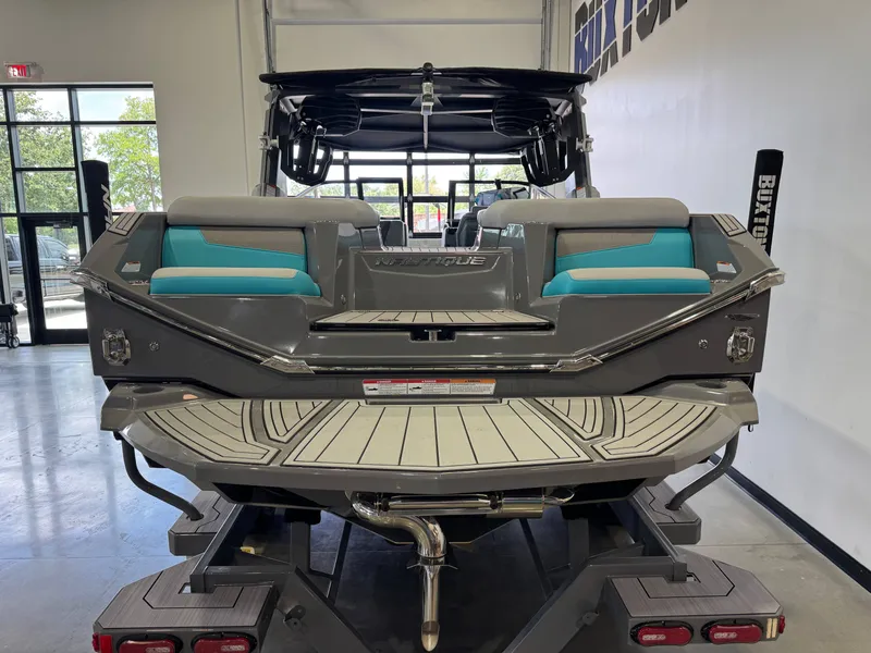 Slide: The Image of Nautique Super Air Nautique G23 2023 - 8