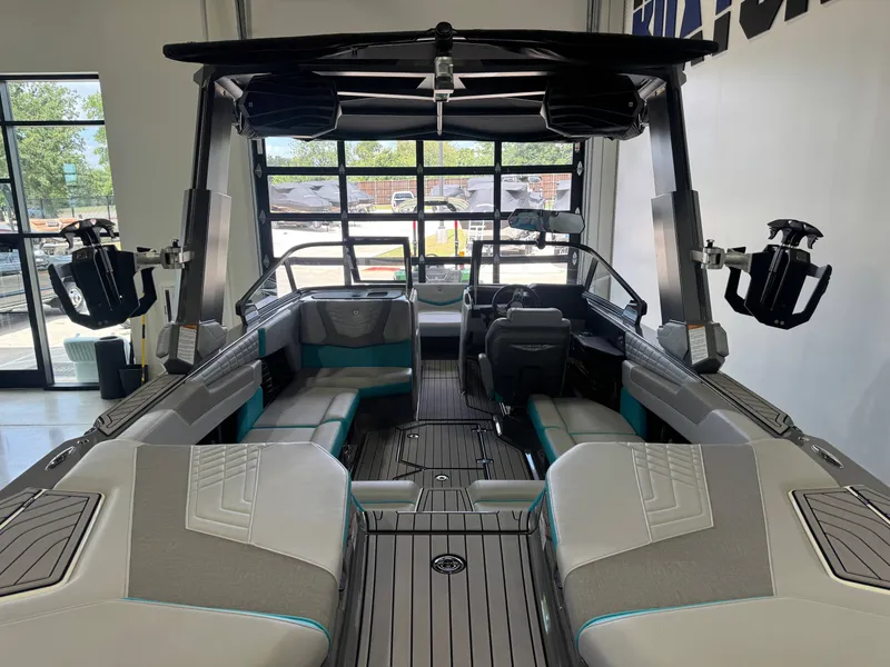 Slide: The Image of Nautique Super Air Nautique G23 2023 - 9