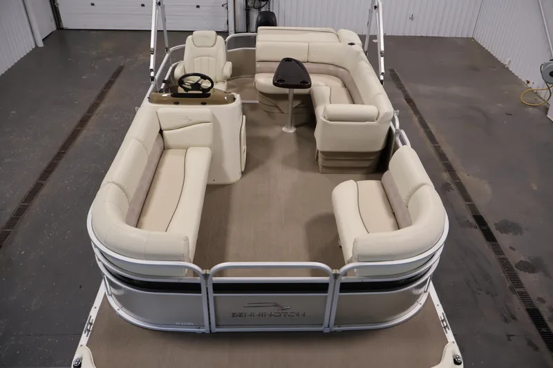 Slide: The Image of 2013 Bennington 20 SLMX pontoon boat with spacious seating and modern design. - 8
