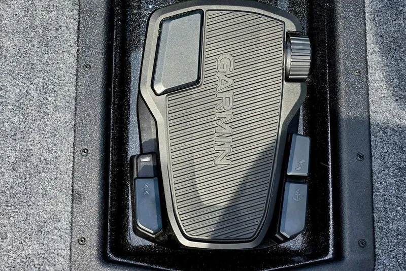Slide: The Image of Garmin foot pedal on 2027 Phoenix 721 ZXL boat deck. - 21